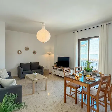 Santaolalla House * Nerja